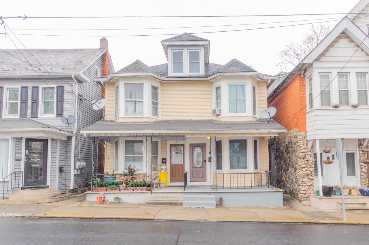 Lovely House In Bangor Paヴィラ エクステリア 写真