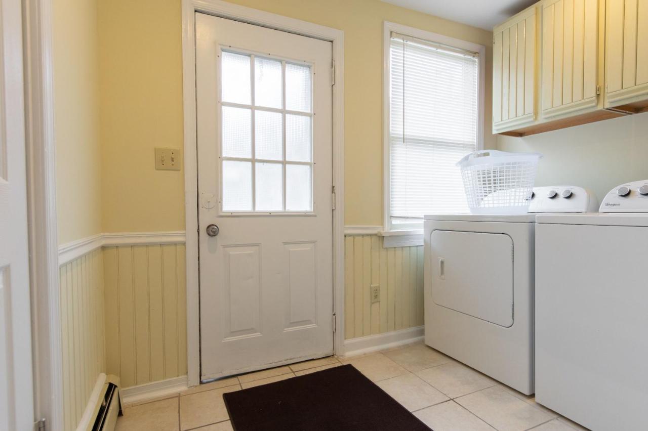Lovely House In Bangor Paヴィラ エクステリア 写真